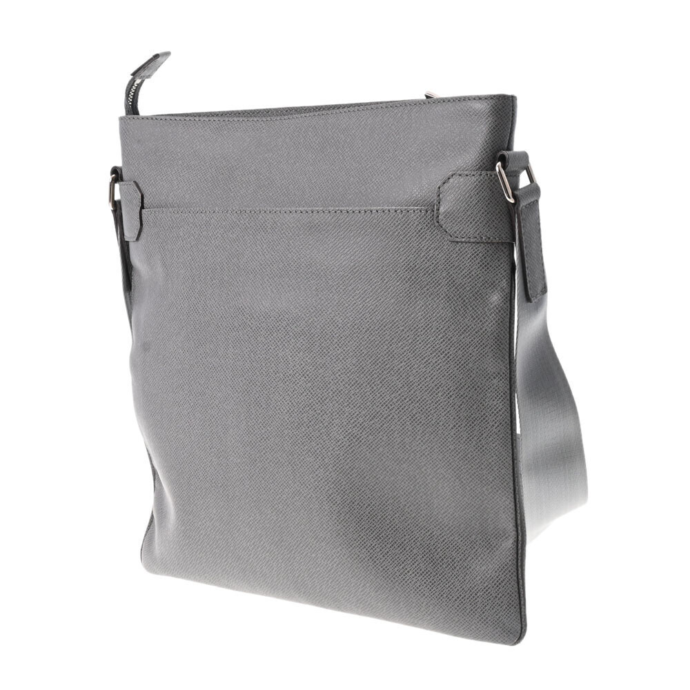 Louis Vuitton Shoulder Bag Taiga Sasha Glacier Black